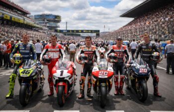 découvrez la grille de départ du moto gp au mans et revivez les moments mémorables qui ont marqué l'histoire de cette course légendaire.